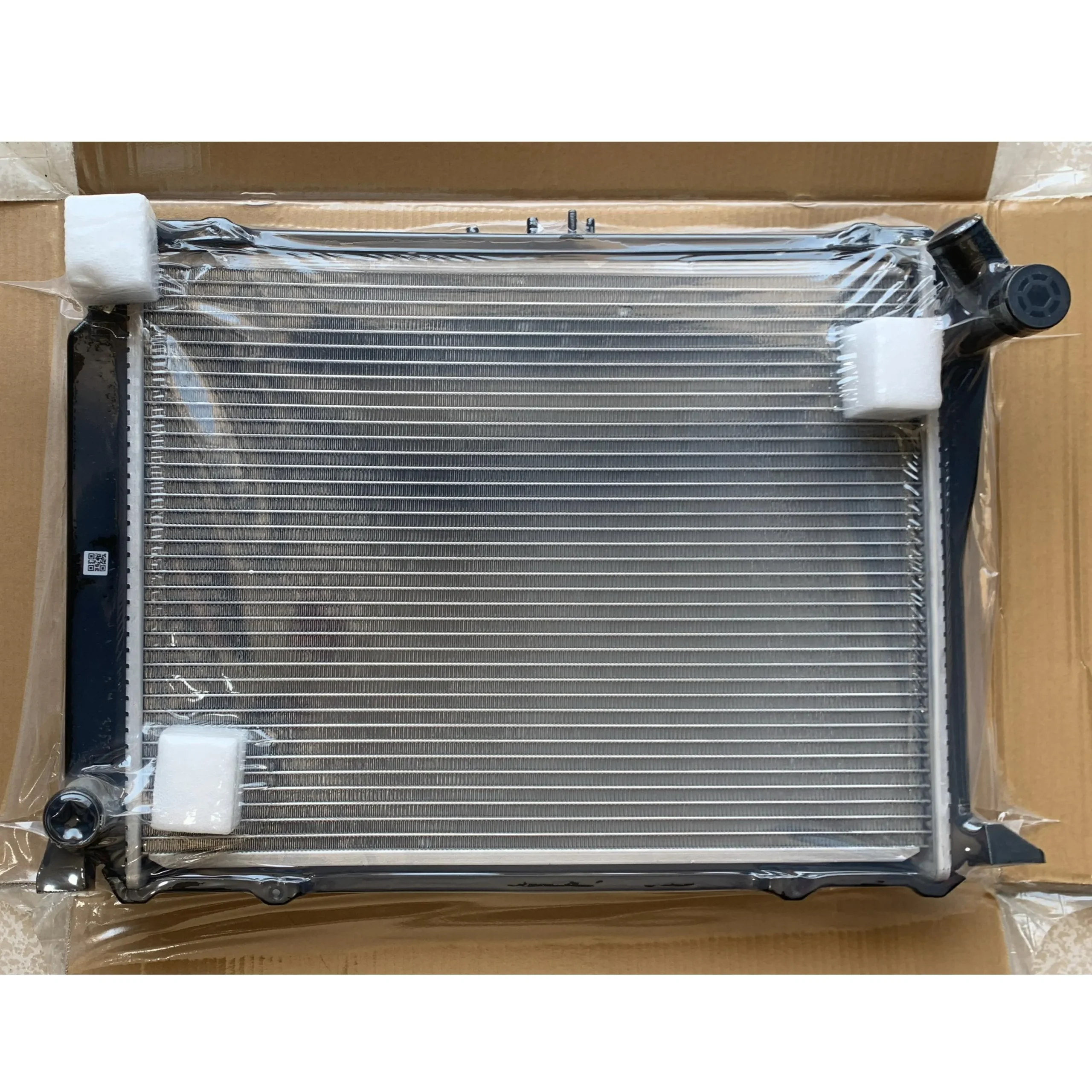Radiador Toyota 3L Combi | nuevo - Imagen 2